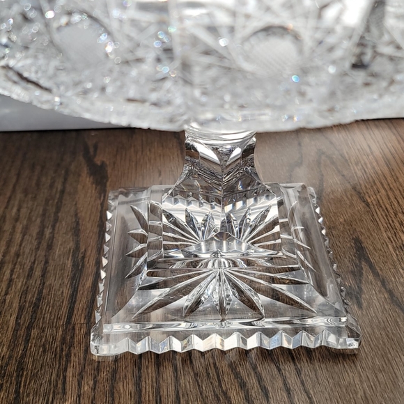 Miller Crystal large pedestal bowl - Picture 4 of 17